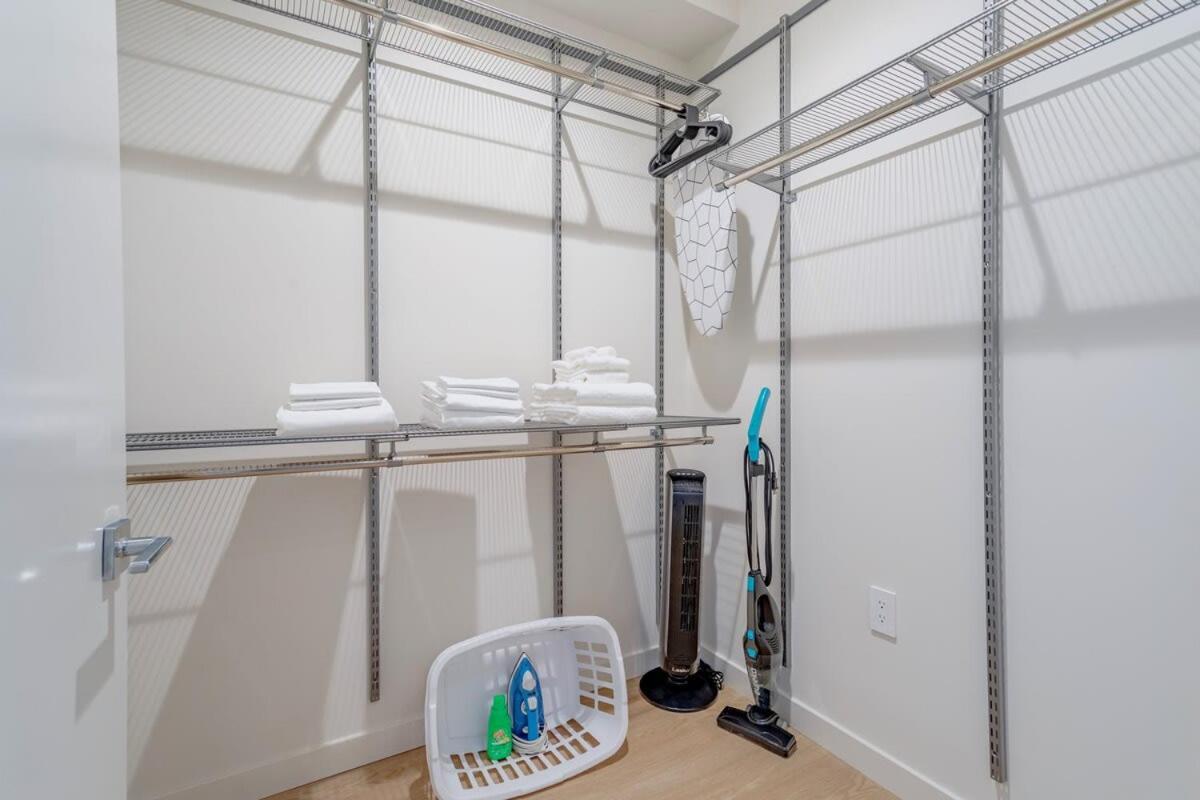 Stylish Coliving Suite W Walk In Closet Near Ucla Лос-Анджелес Экстерьер фото